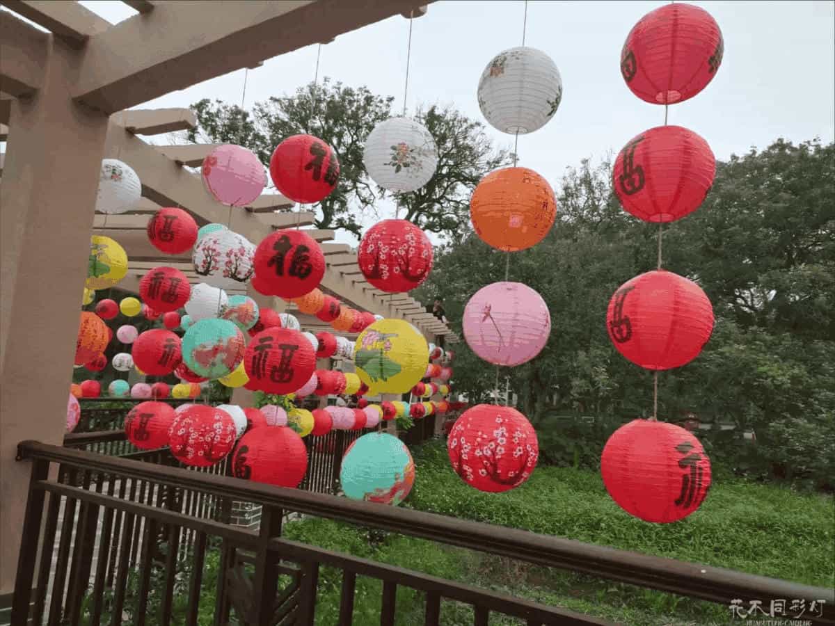 景观灯笼怎么选购-花不同彩灯