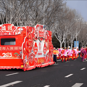 你们公司与其它彩车制作厂家相比，核心优势是什么？