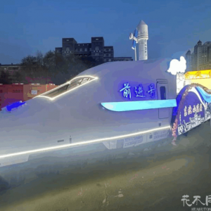 从设计到完成，制作一辆花车需要多长时间？