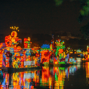 如何用一艘标志性彩船，成为网红打卡点？