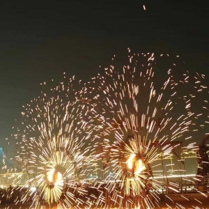 预订打铁花表演需要提前多久？旺季与淡季的